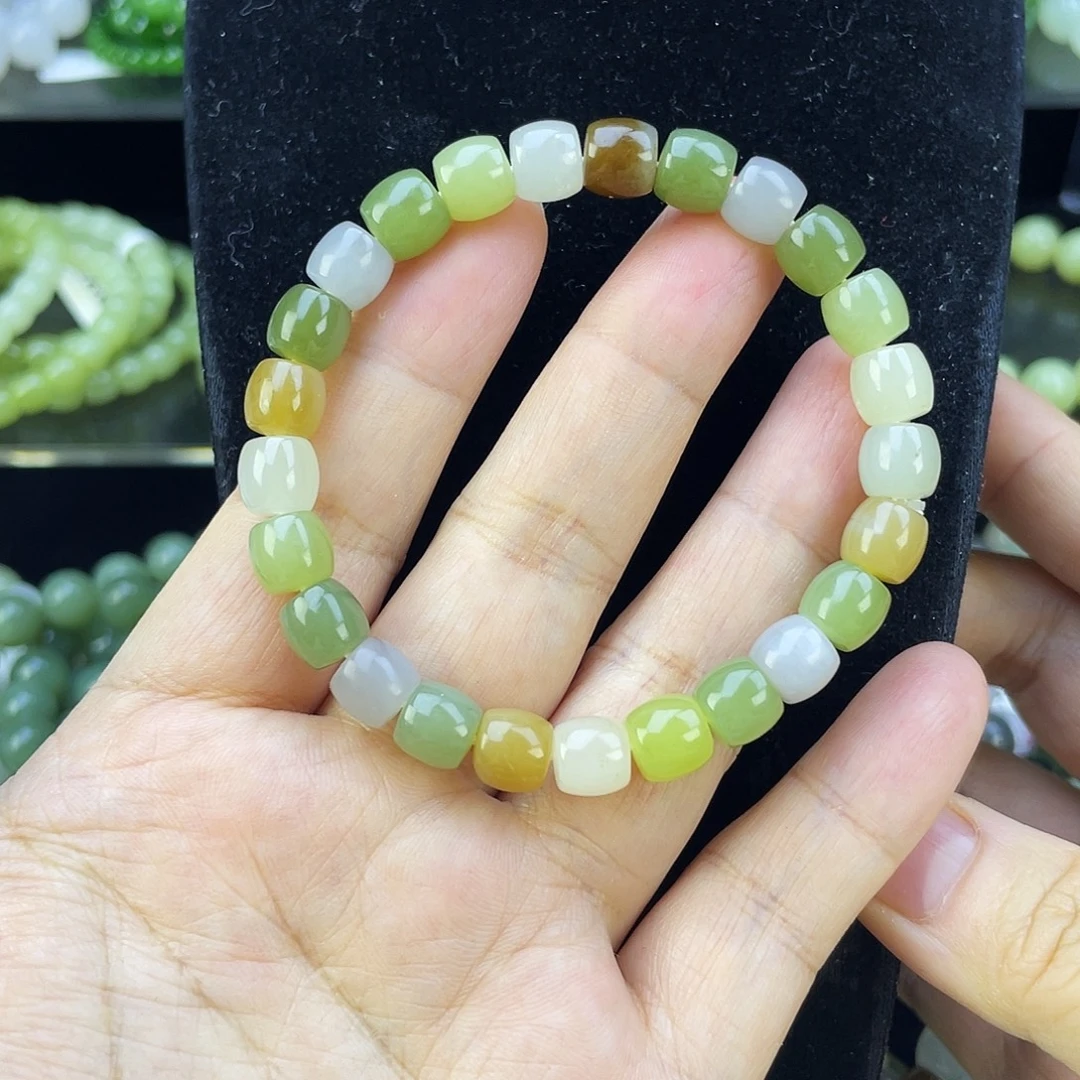 博***示和田玉未镶嵌手链