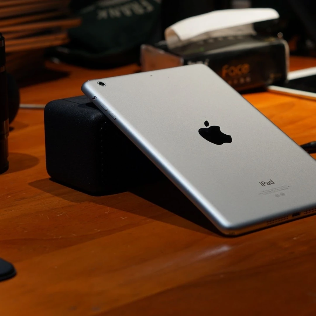 95新 Apple/苹果 ipad平板电脑air款 9.7寸学生网课学习 追剧视频