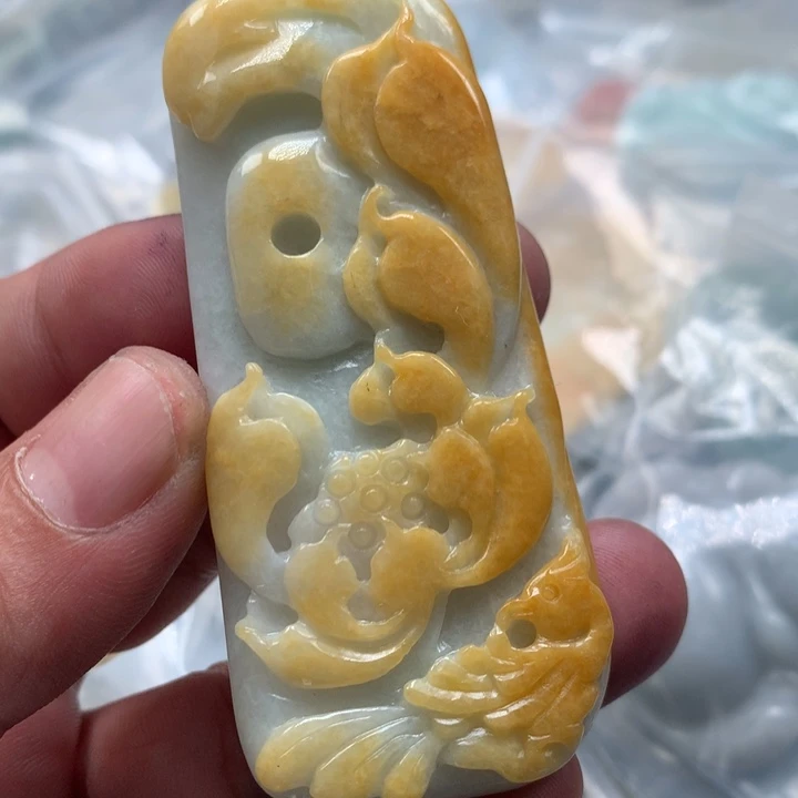 翡翠未镶嵌颈饰保真天然a货翡翠