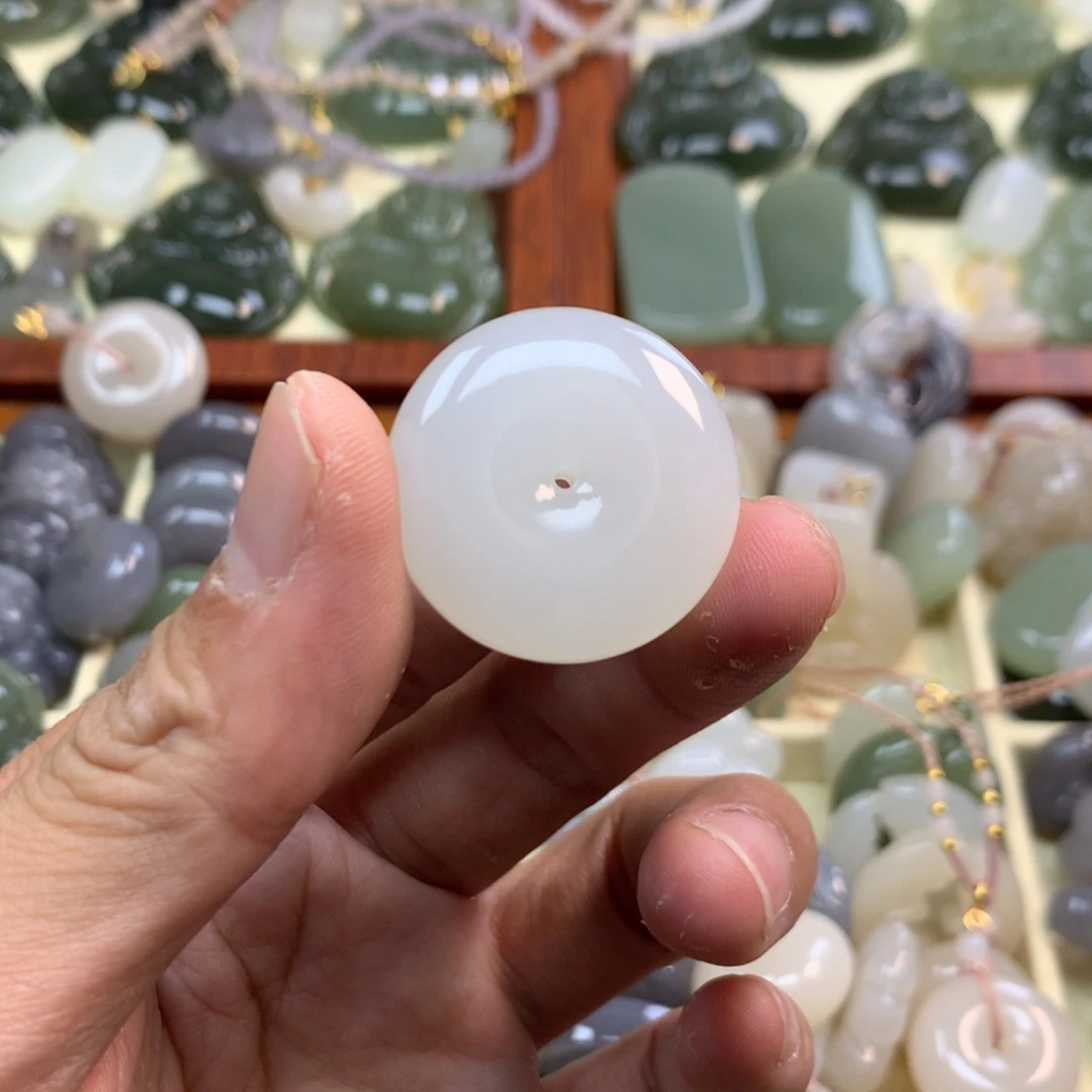 【闪购商品】和田玉未镶嵌颈饰小*