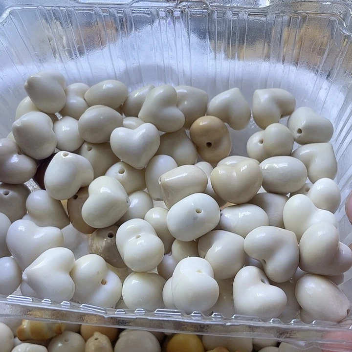 白玉菩提吊坠微瑕象牙果星星三个