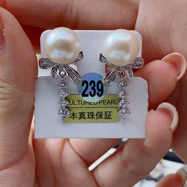 银S925镶嵌淡水珍珠耳饰