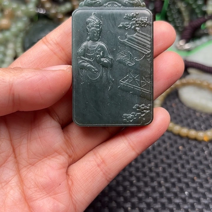 和田玉未镶嵌颈饰