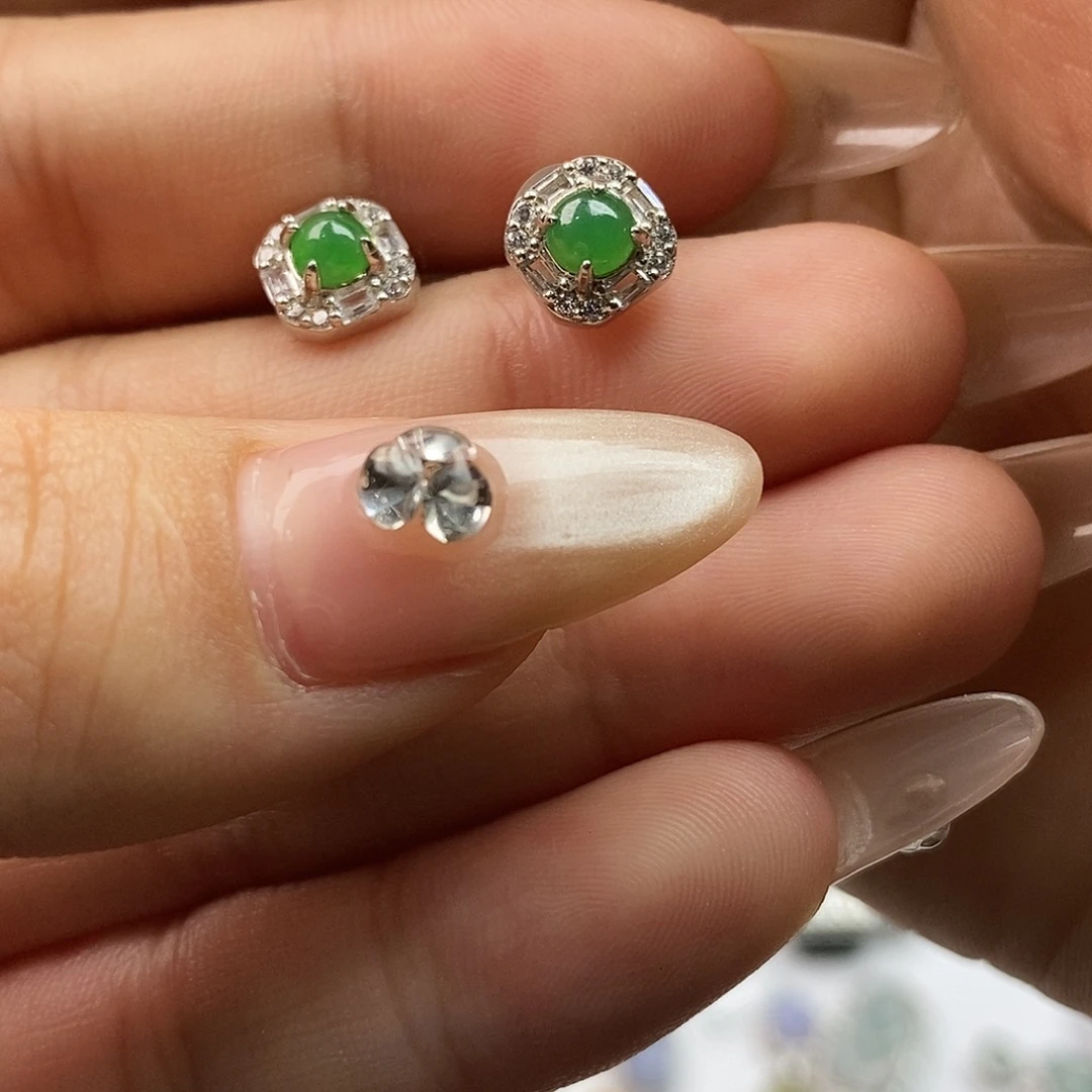 翡翠未镶嵌戒指翡翠