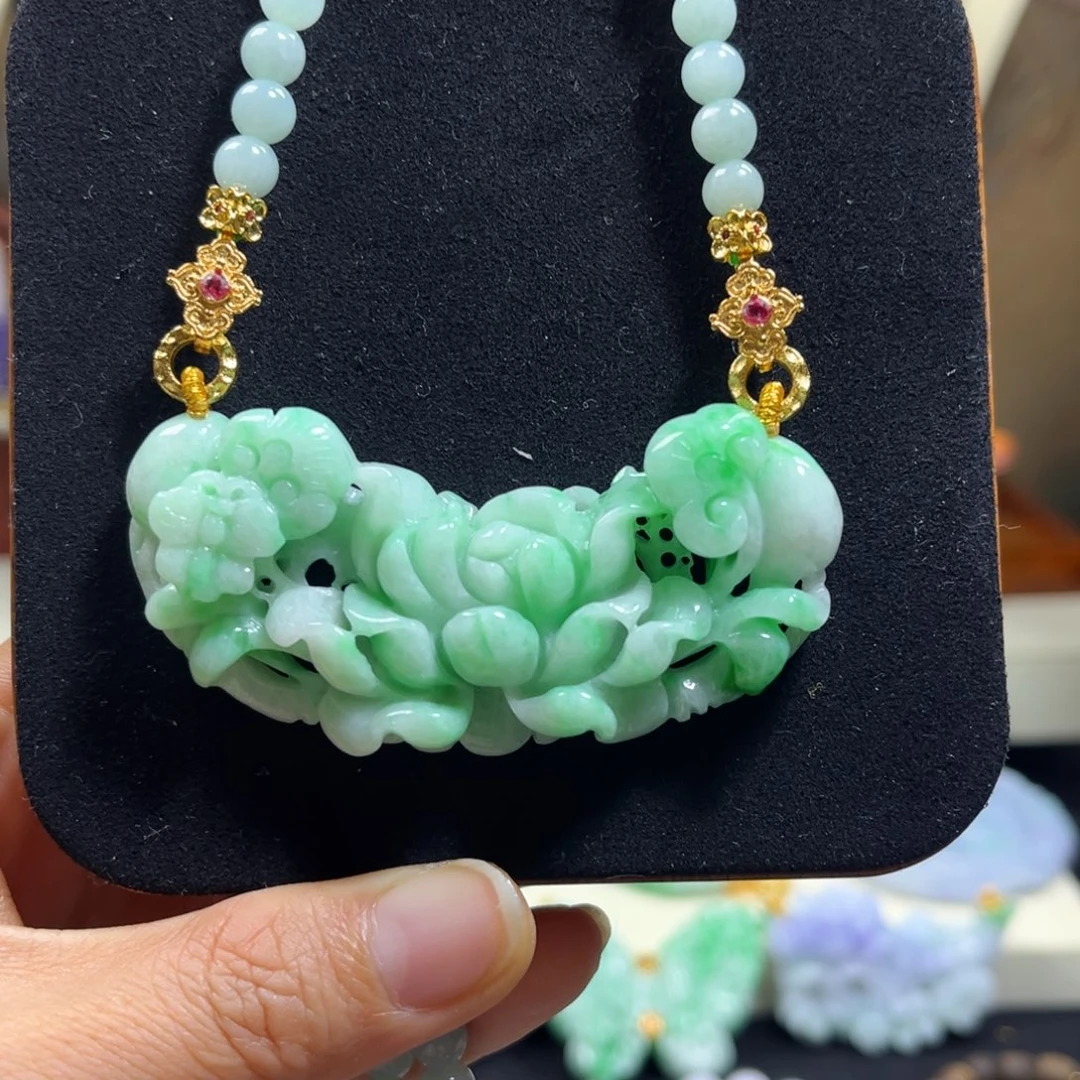 翡翠未镶嵌颈饰天然翡翠