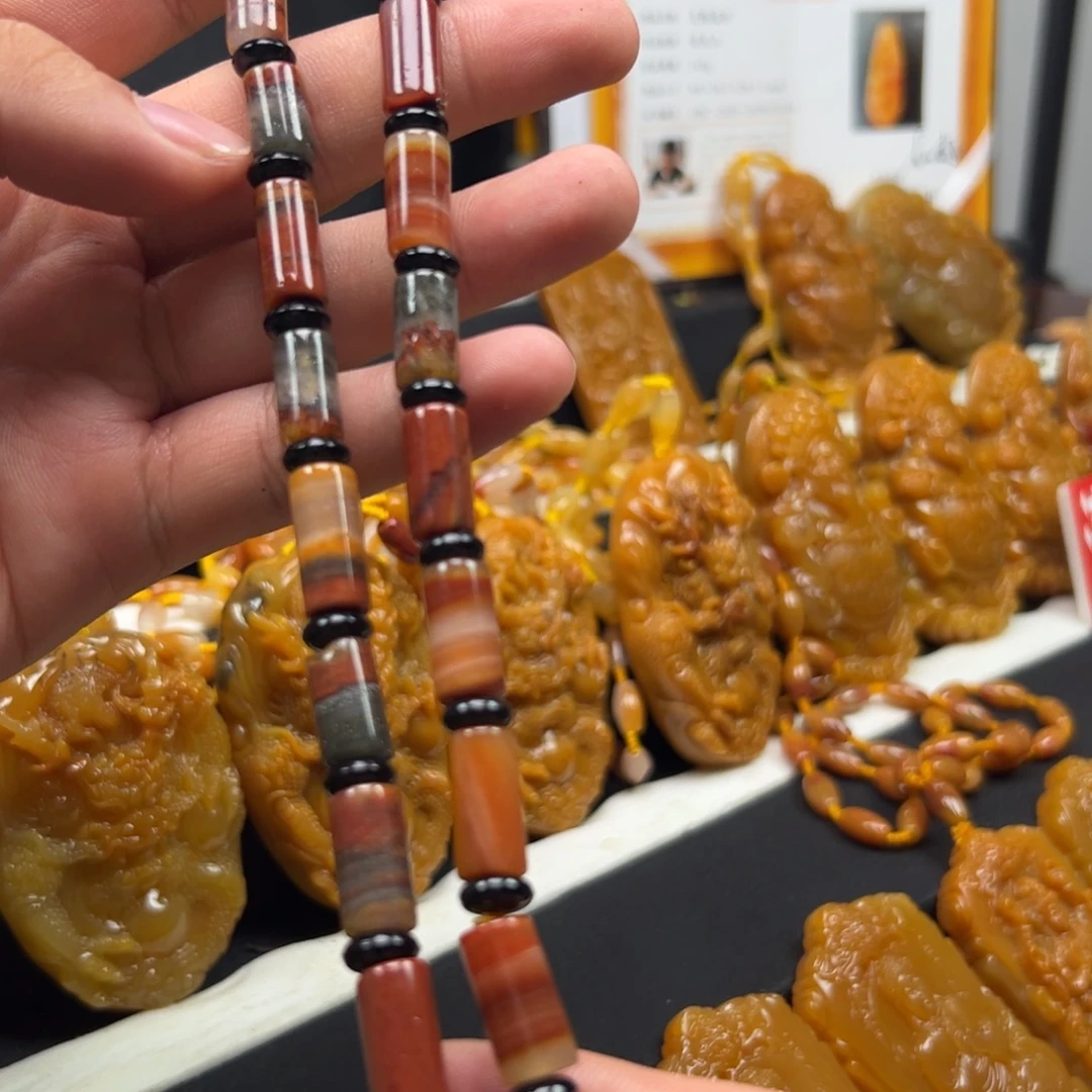 石英质玉（黄龙玉）未镶嵌多样性发货，发其一