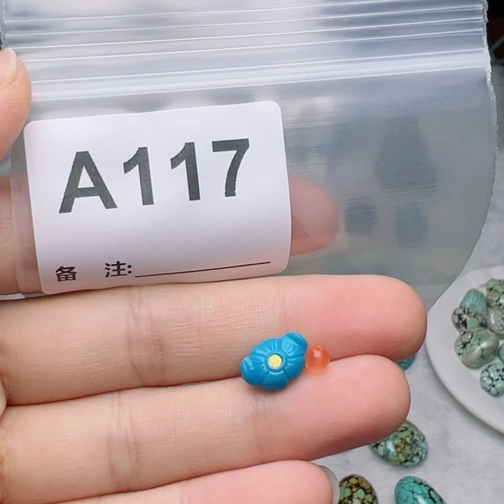 南红玛瑙未镶嵌珠宝奇石