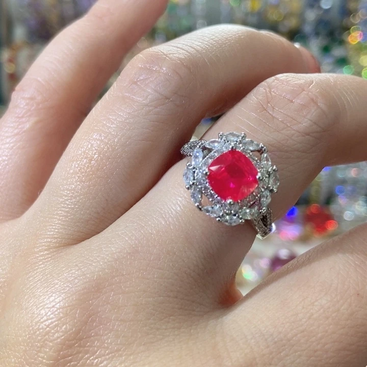 22锆石（处理）戒指