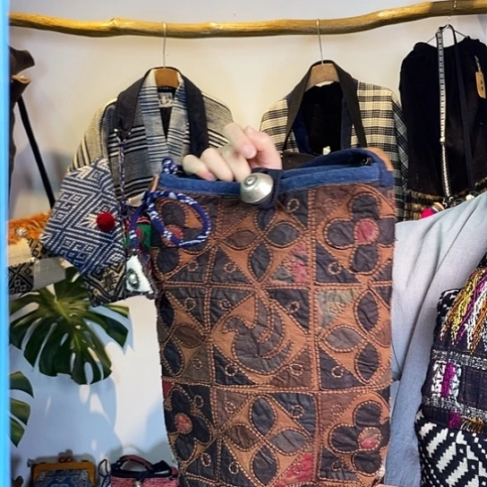 织绣手工制作包包