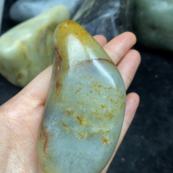 未镶嵌和田玉（糖玉）挂件