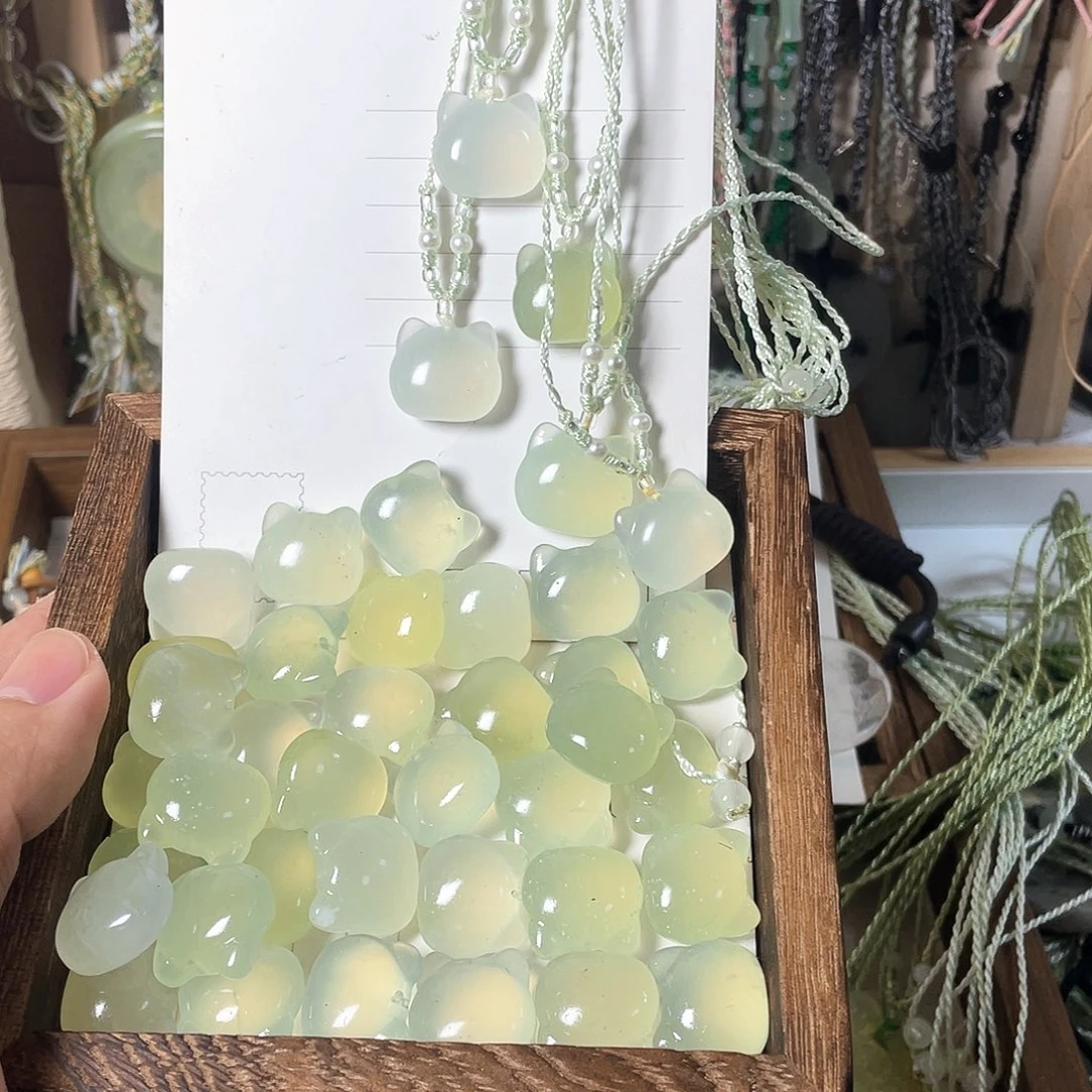 蛇纹石玉合金颈饰
