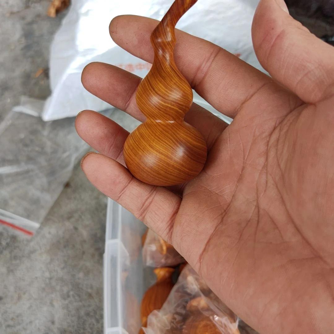 乘***雨葫芦一个太行崖柏
