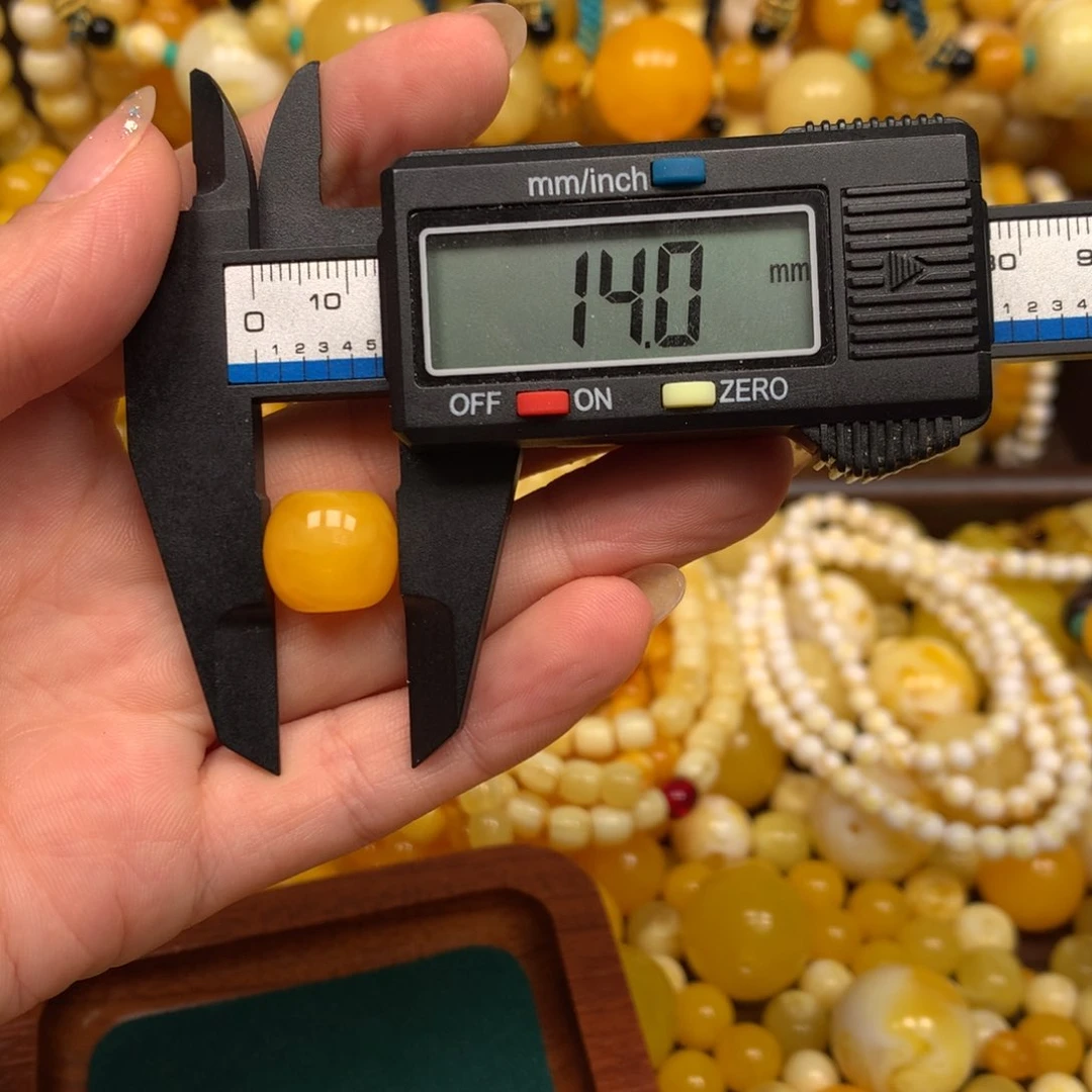 无非金属仿琥珀94