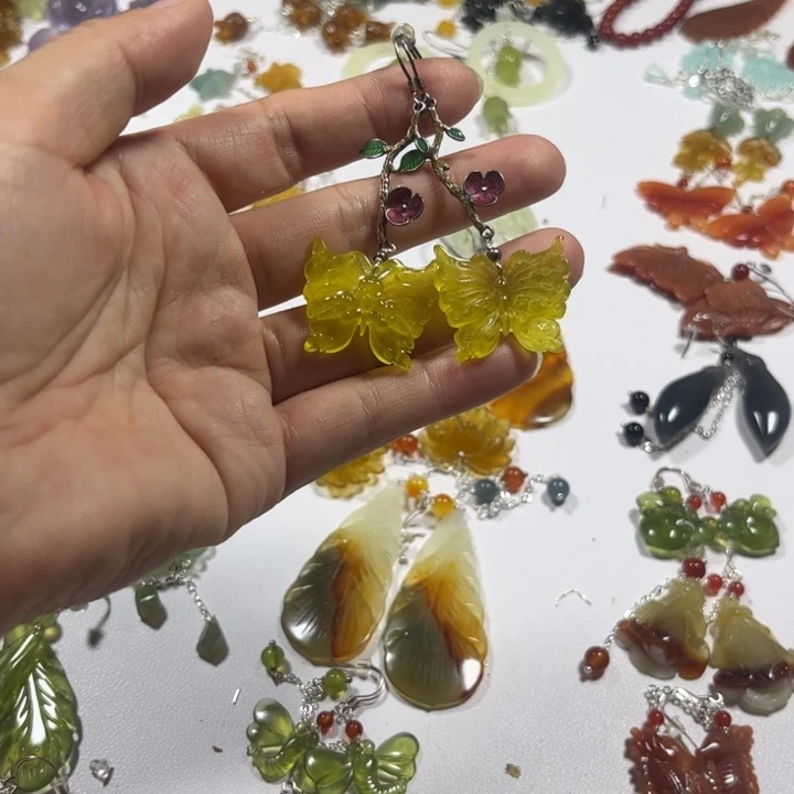 合金蛇纹石玉耳饰
