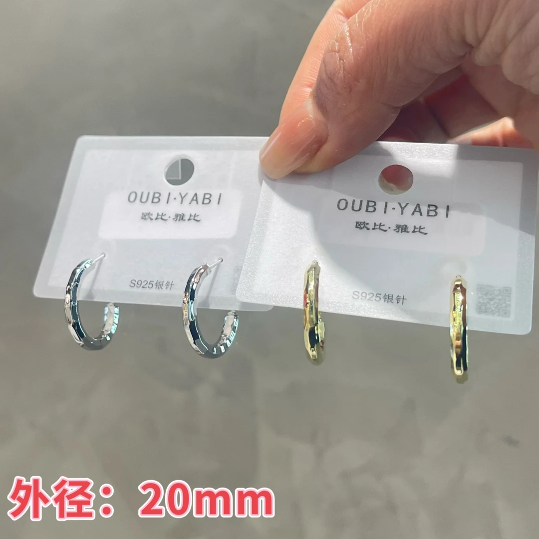 铜合金耳饰 欧比雅比中古金批花纹金属圆圈耳扣气质925银针耳圈