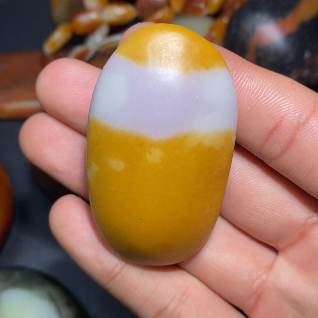 和田玉未镶嵌珠宝奇石