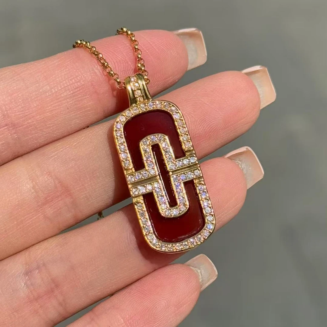 【华林大芮】18K金红玛瑙回形针设计款吊坠 不含链 Y15