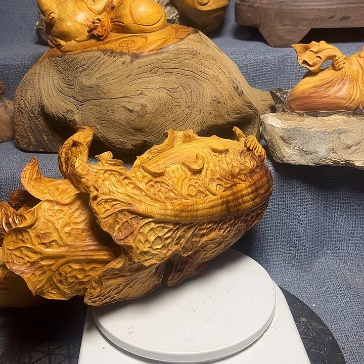 蓝***合太行崖柏工艺小件