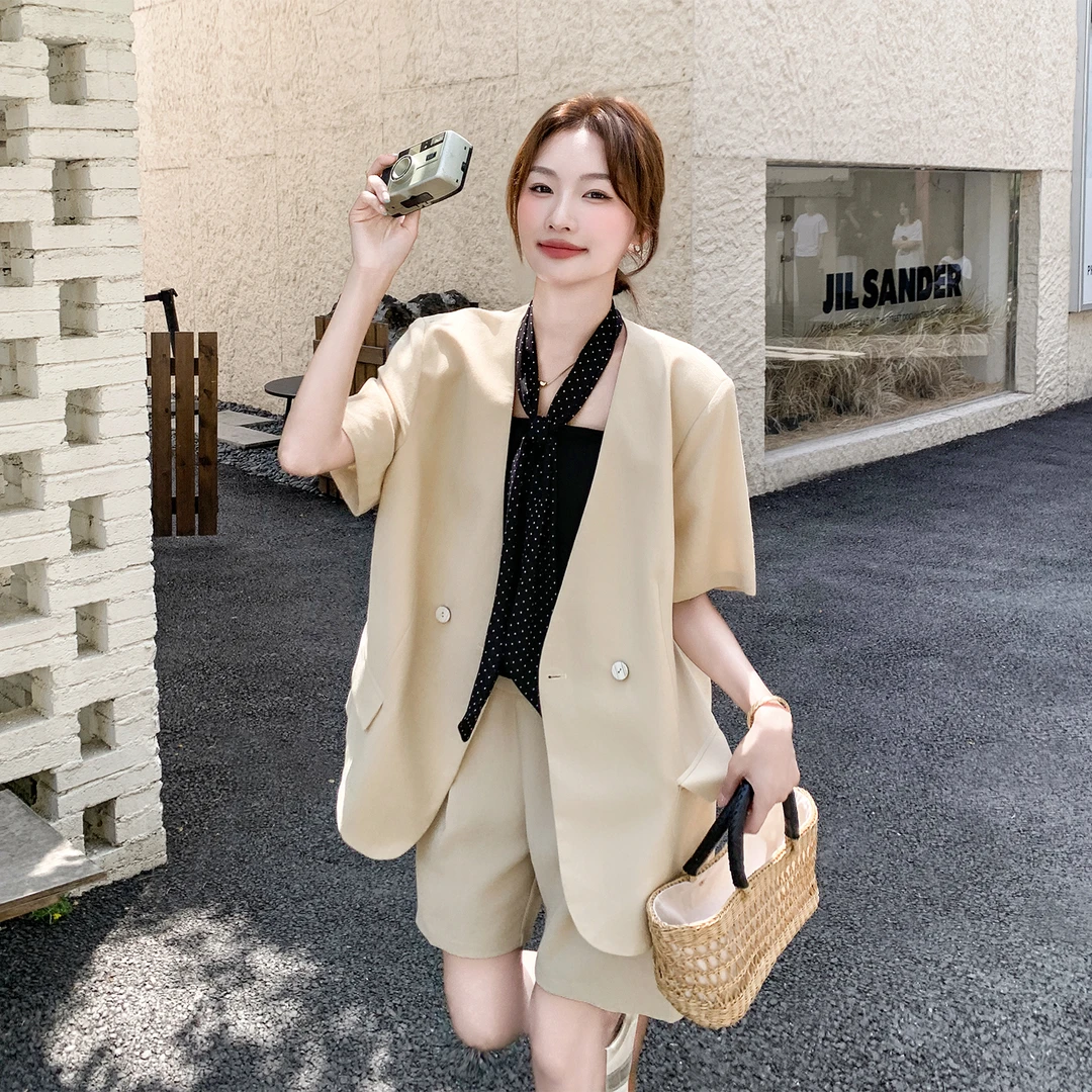 老钱风松弛感短袖轻薄西装套装裤女夏季ootd穿搭阔腿短裤两件套