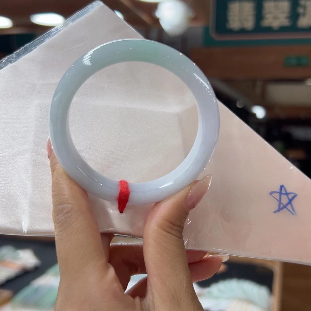 翡翠手镯未镶嵌买断