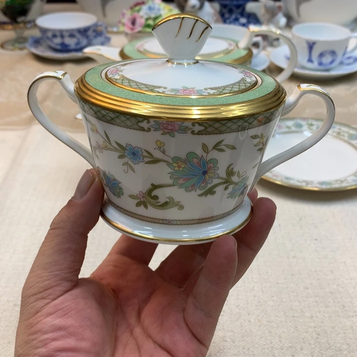 紫砂金瓷阁精品瓷器店