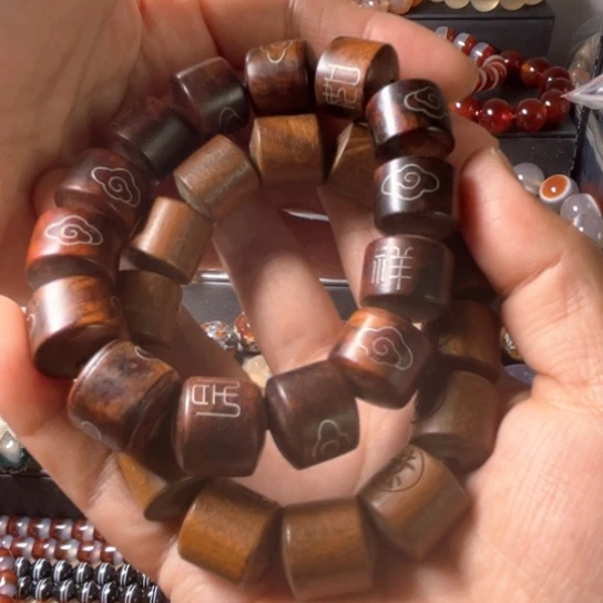 红***麦玛瑙/玉髓未镶嵌手链