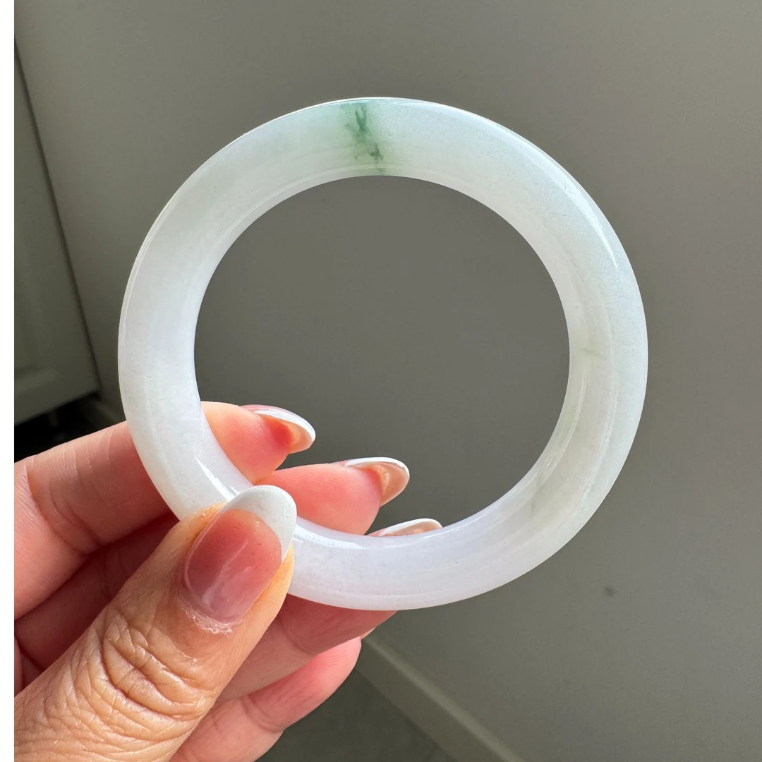 54圆条糯冰飘花淡春彩缅甸翡翠A货手镯送证书sD665  少女时尚