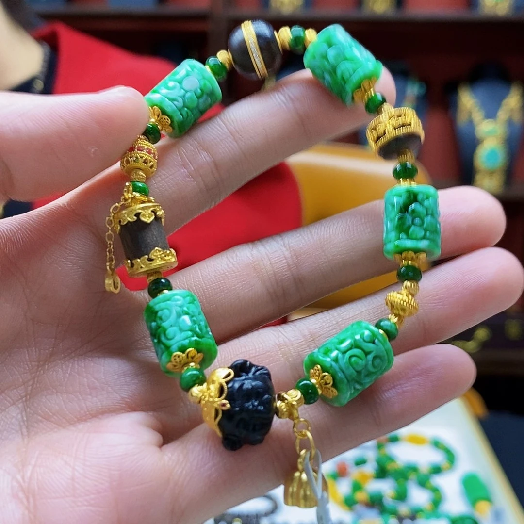 翡翠未镶嵌颈饰手串