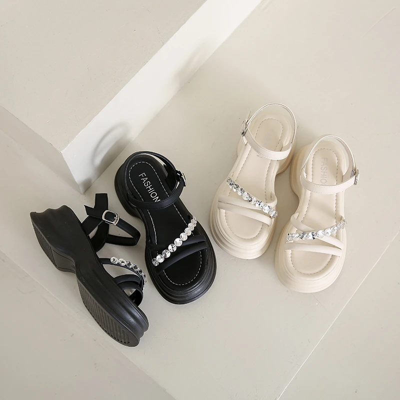 水钻凉鞋女款2025新款夏季厚底增高小个子外穿配裙超火流行风青春