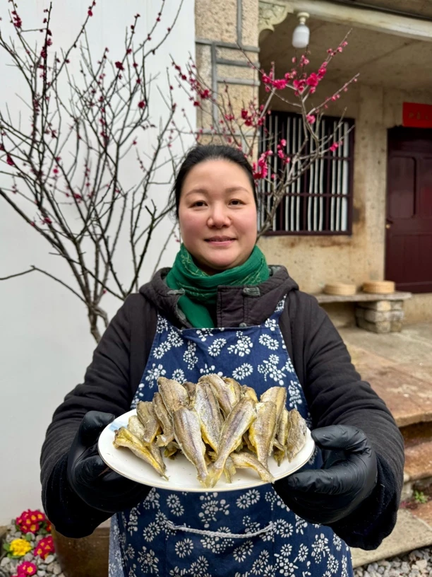 台州童巴巴野生小黄鱼酥酥脆零食非油炸解馋低脂高蛋白