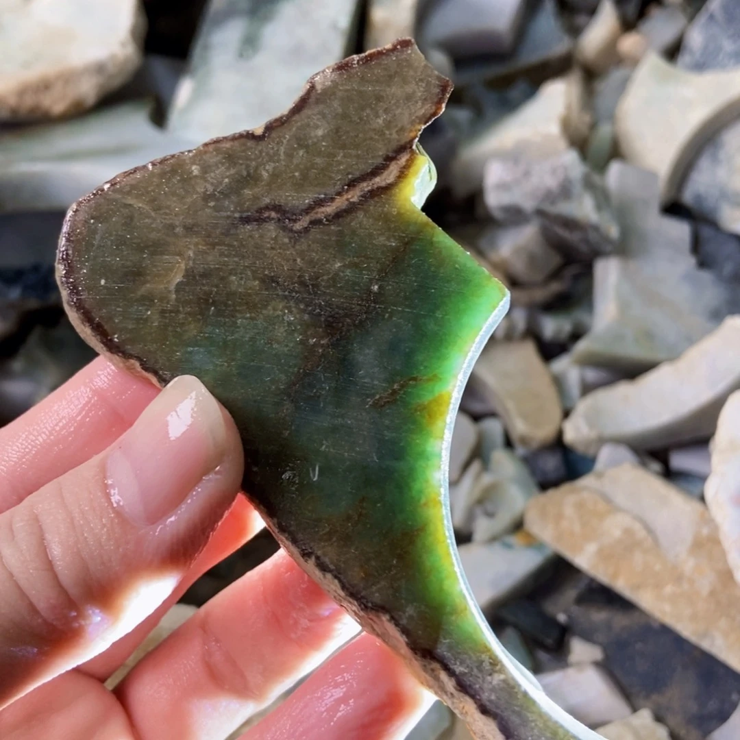 翡翠未镶嵌颈饰天然翡翠