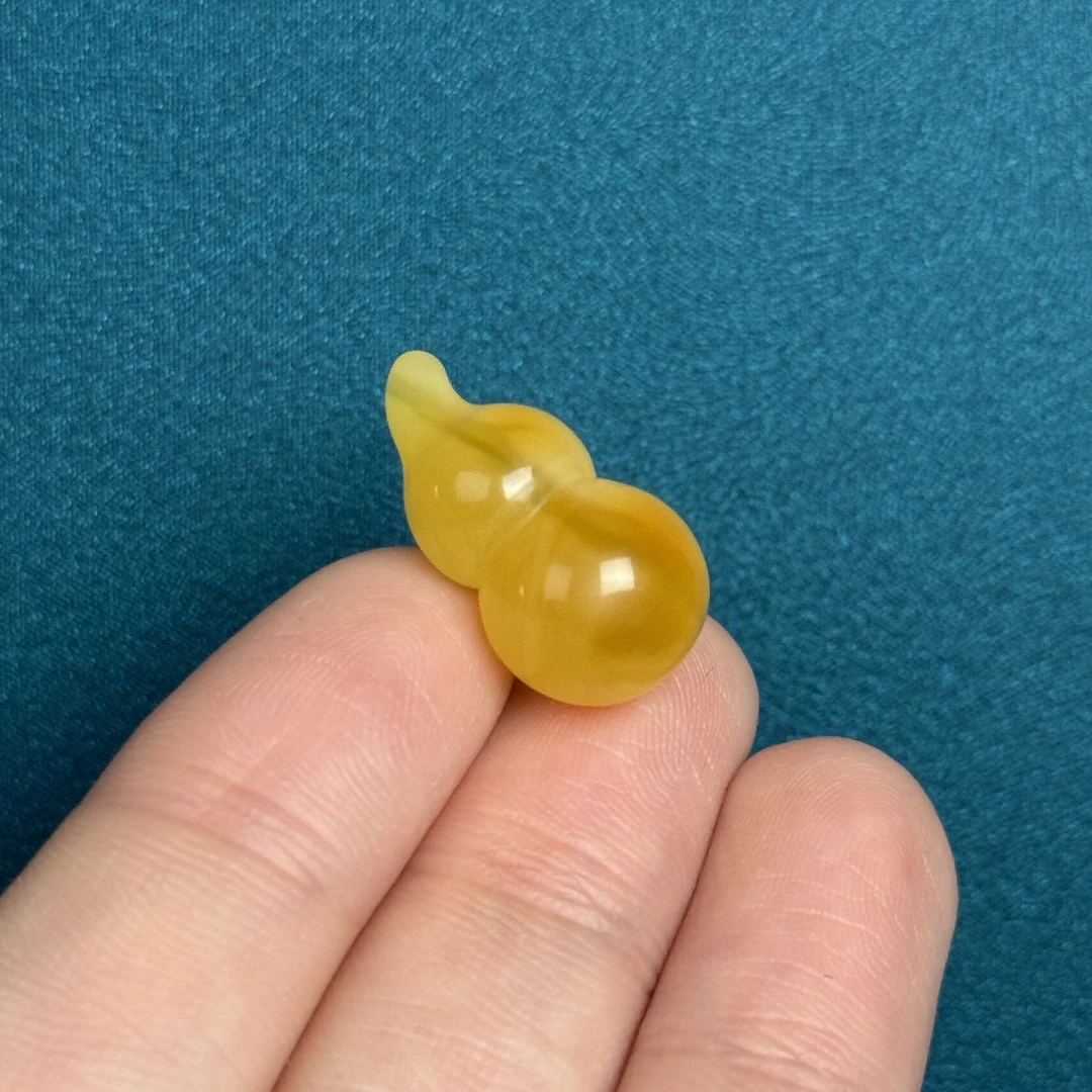 Y5236天然原矿蜜蜡 葫芦12.2*22.8mm支持复检假一罚十