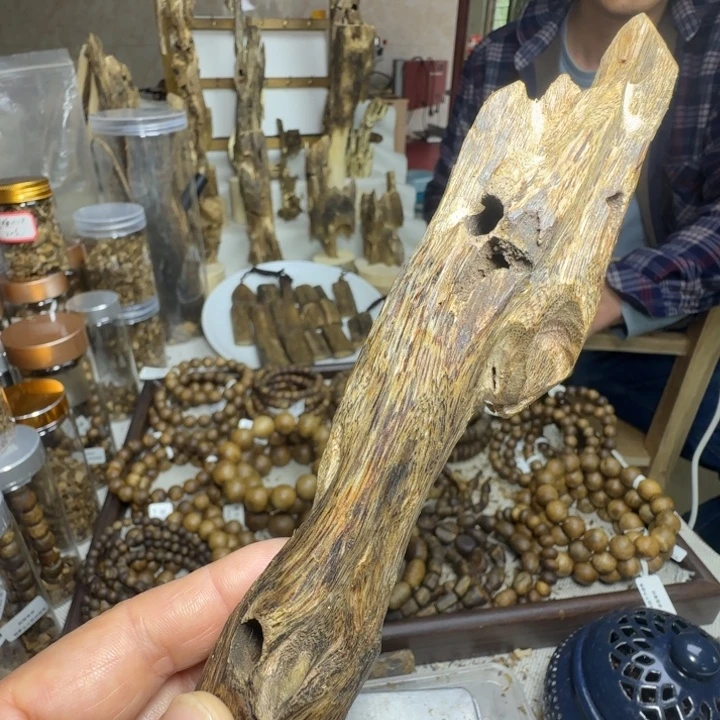 沉香碎屑沉香52克