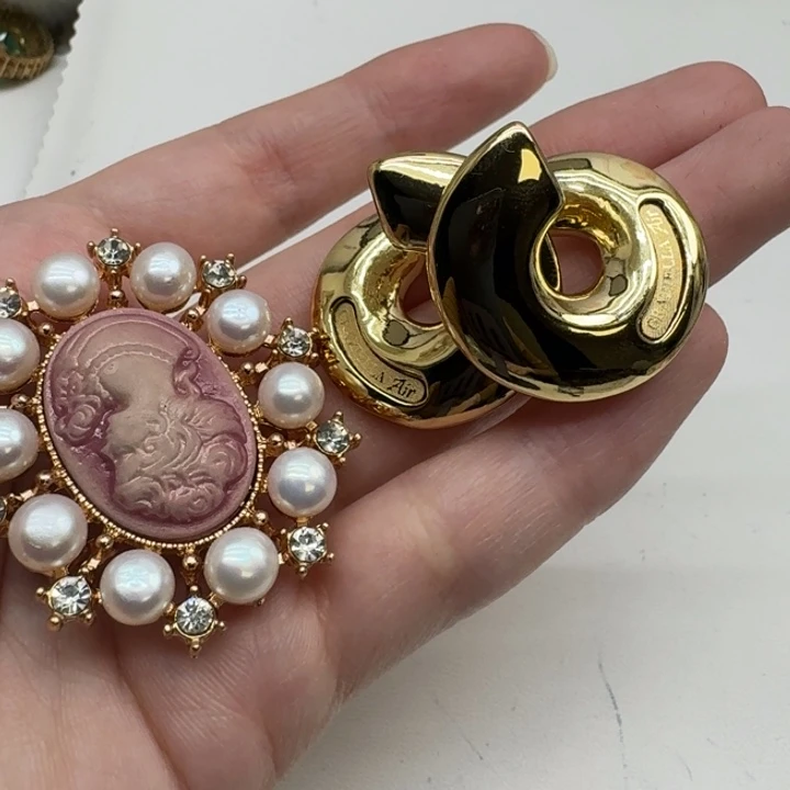 未镶嵌淡水珍珠耳饰