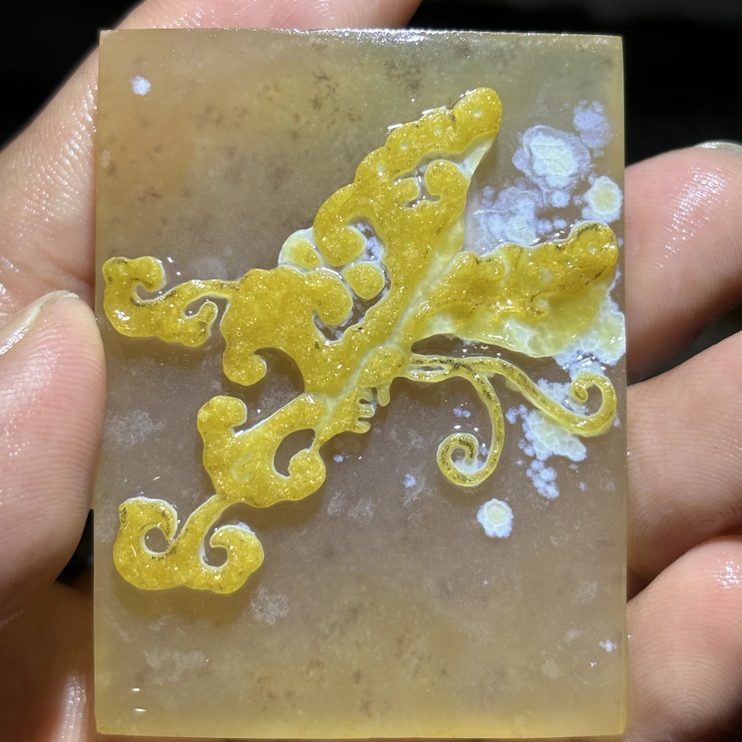 戈壁石手工雕刻蝴蝶