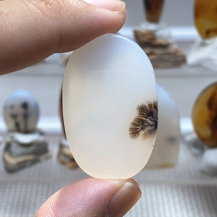 合金颈饰玛瑙/玉髓
