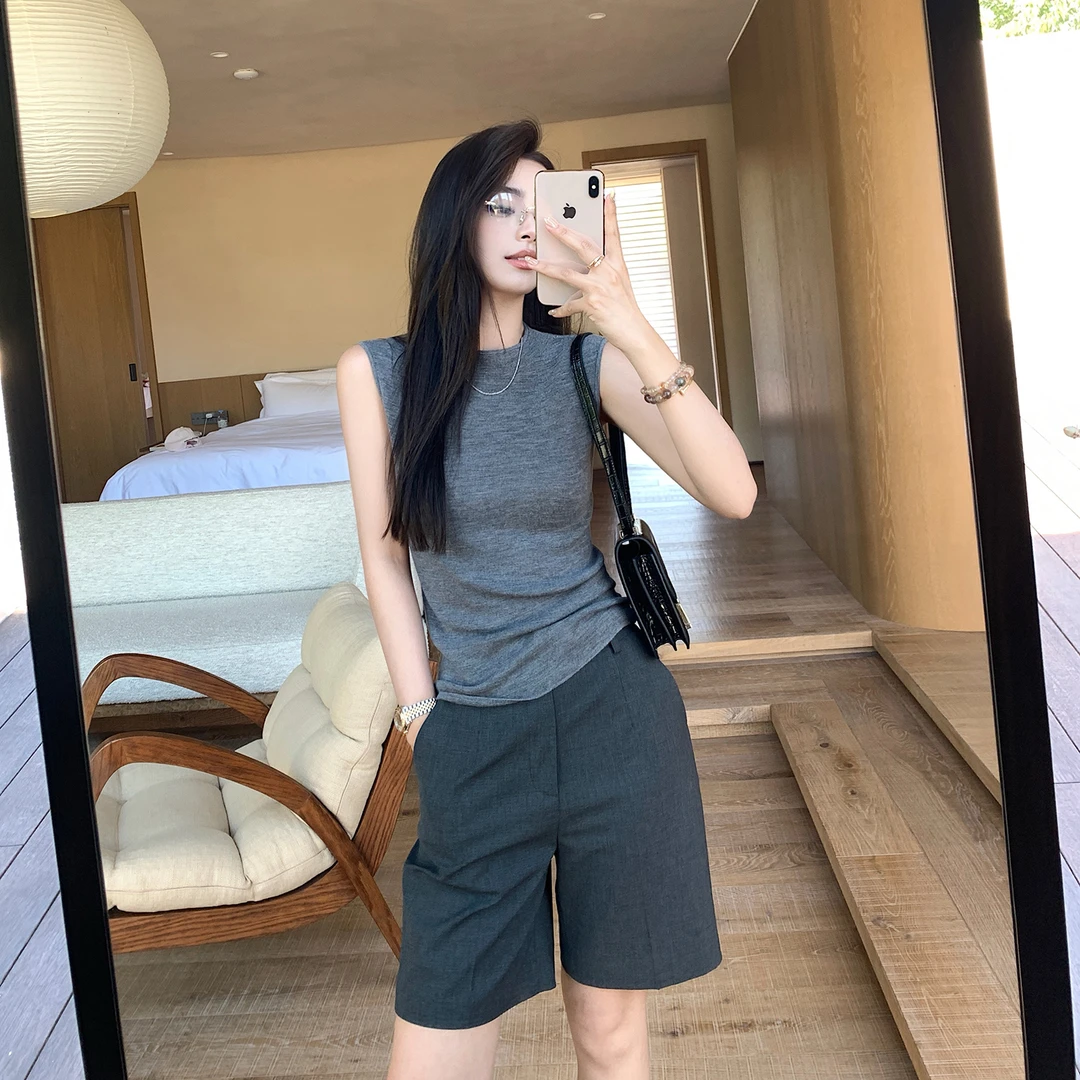 "韩女高智日常"时髦女同事~Lily口碑精纺扬子纱姐系100绵羊毛背心