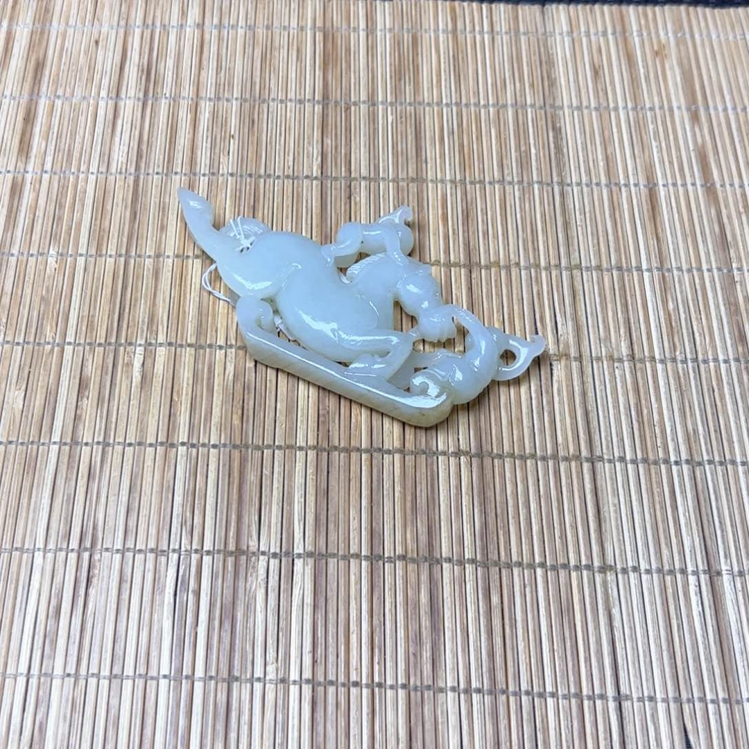 未镶嵌和田玉把件