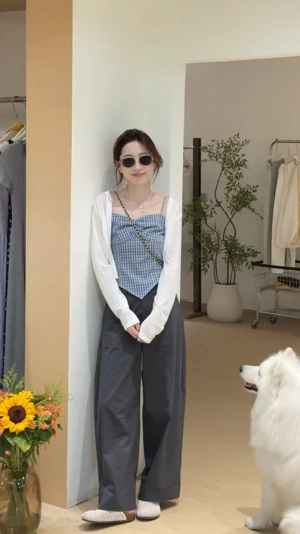 2025法式无袖褶皱格子不规则吊带叠穿长袖开衫搭配休闲裤三件套潮