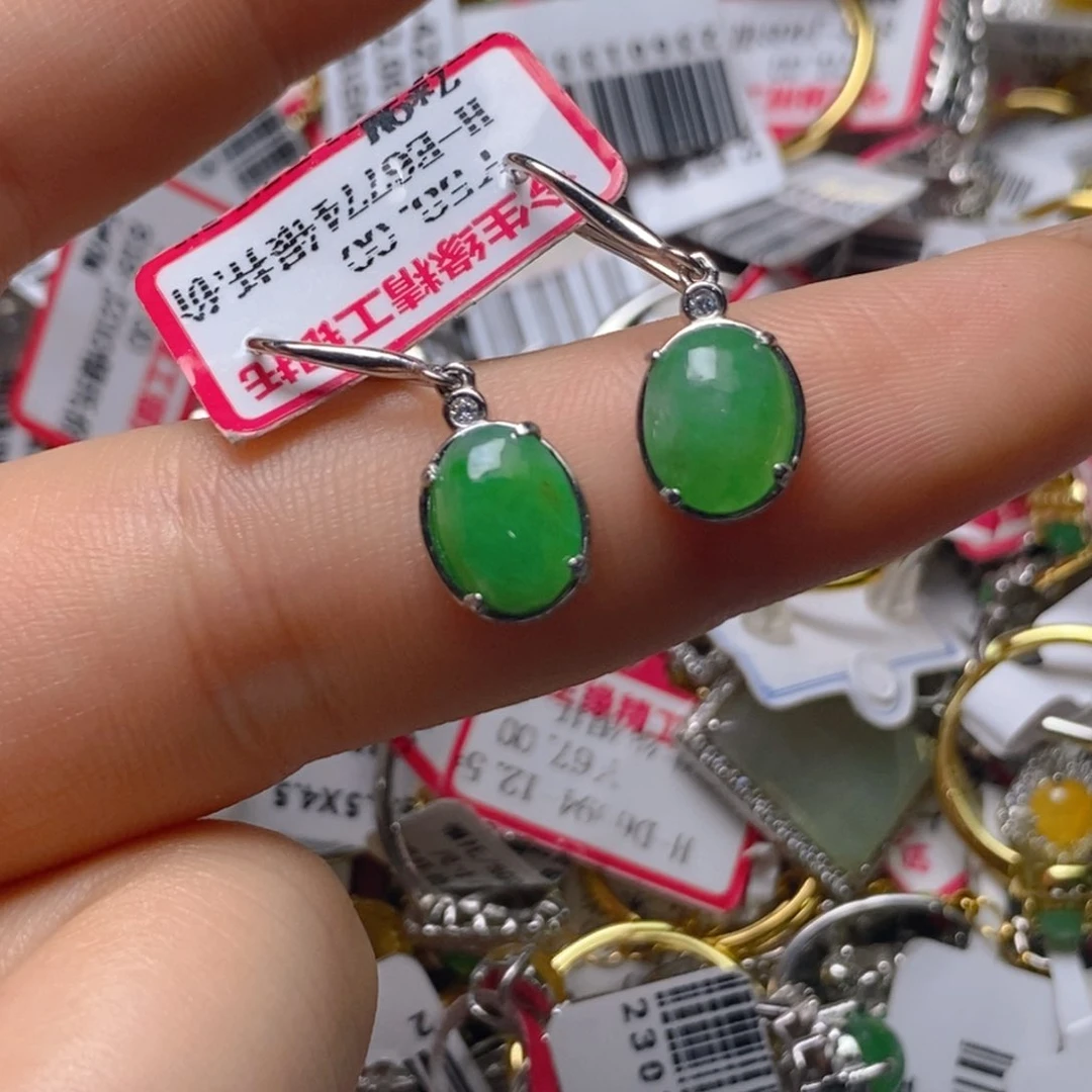 银S925镶嵌戒指翡翠百内无证书