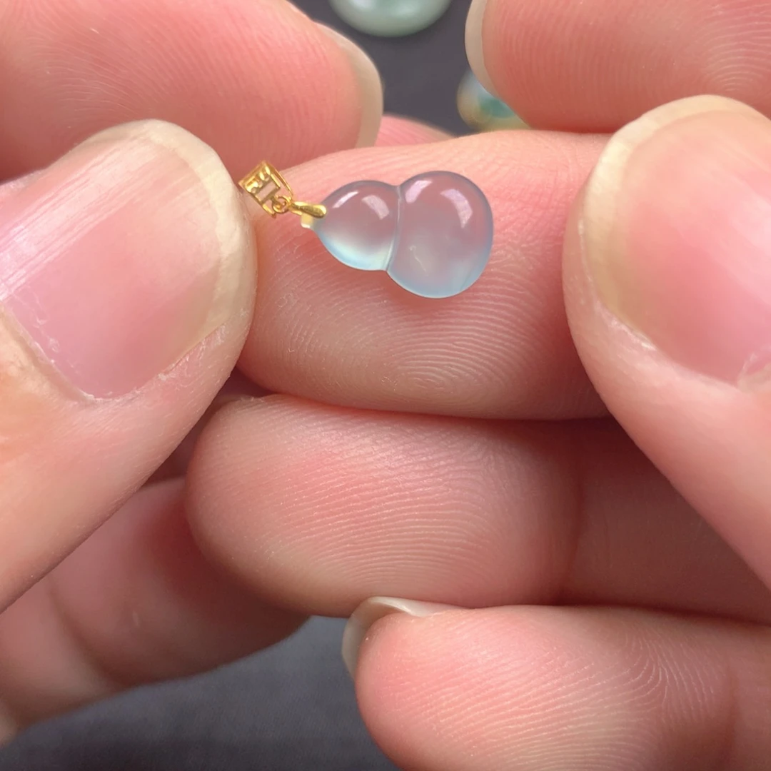 【闪购商品】颈饰18K金镶嵌翡翠翡翠