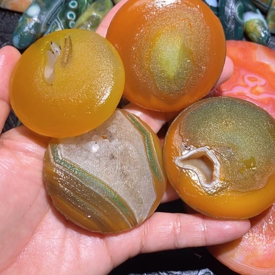 石英质玉珠宝半成品未镶嵌那*是