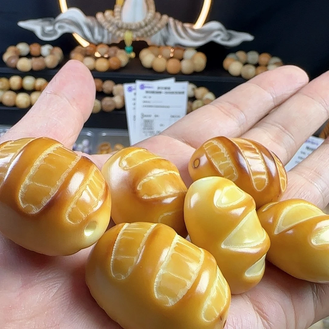 菩提根/象牙果手串小瑕大方面包3颗孔道有裂
