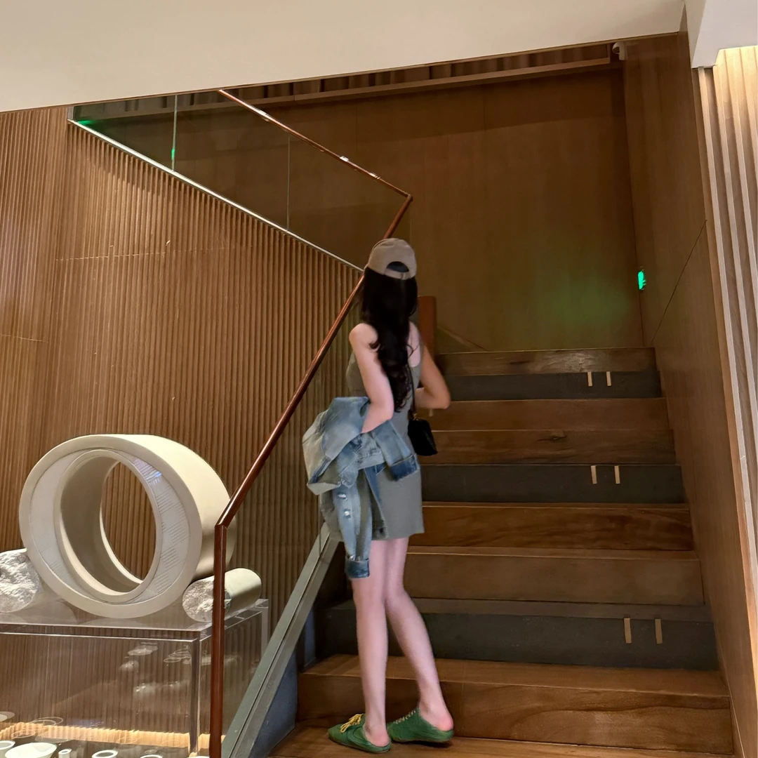 syna希娜  气质收腰包臀连衣裙