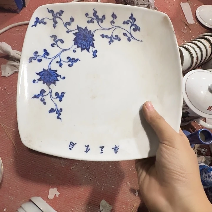 景德镇的陶瓷瓷器