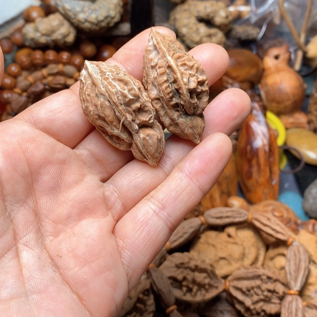 文玩核桃吊坠核桃64