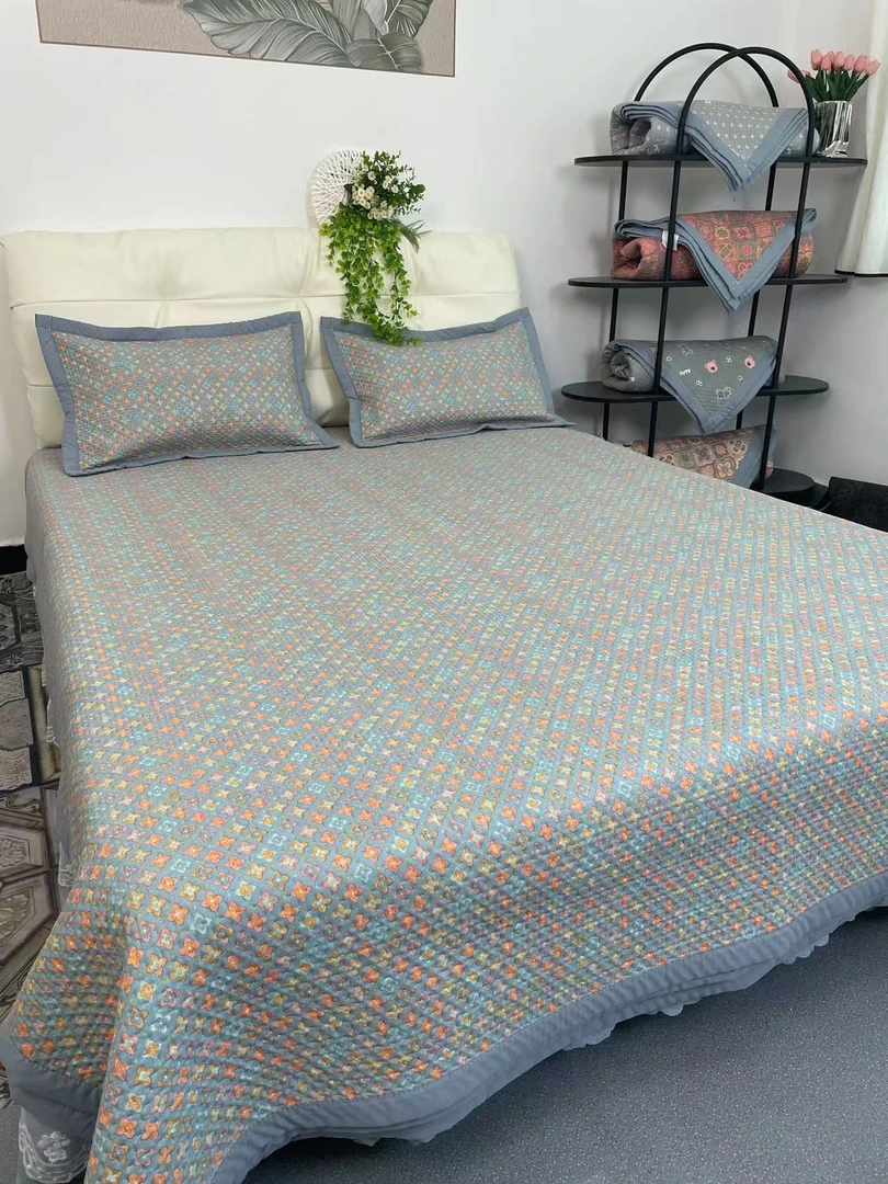 2025新款四季通用床盖榻榻米床单A类防滑双面三层冬季加厚亲肤