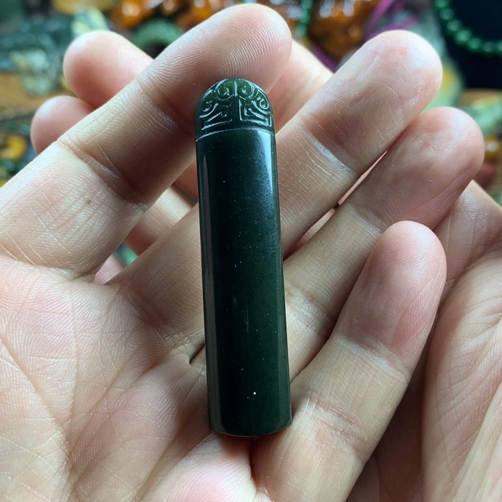 透闪石质玉吊坠未镶嵌用****9