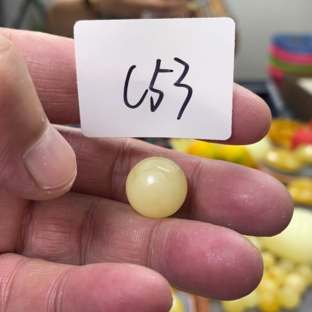 手链琥珀未镶嵌多样性发，发其中一件