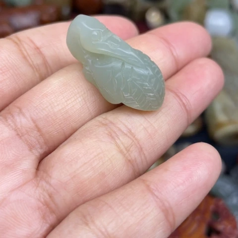 和田玉未镶嵌颈饰74